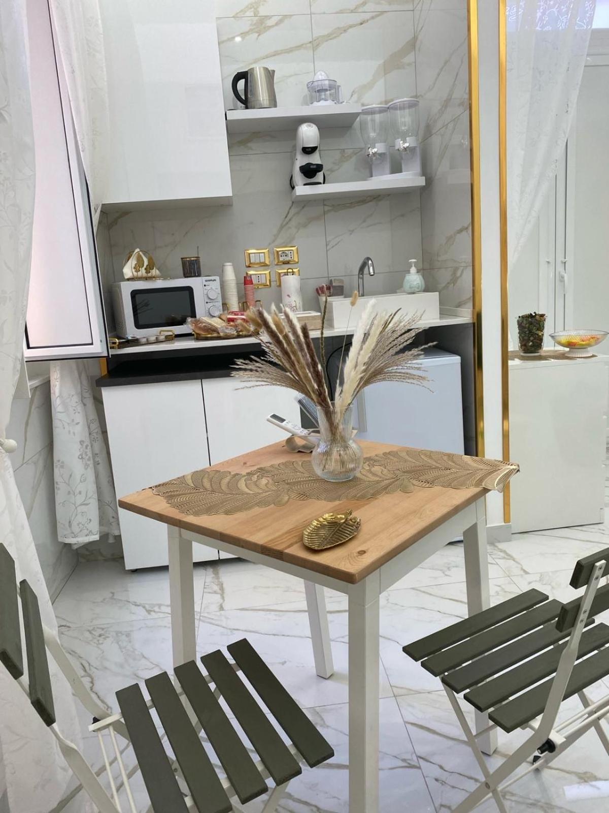ナポリRegina Houseアパートメント エクステリア 写真